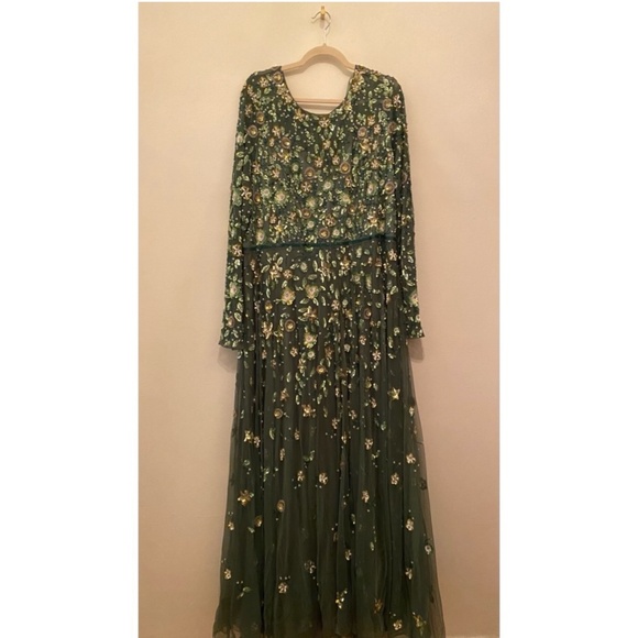 Mac Duggal Emerald Floral Long Sleeve Gown - Picture 3 of 10